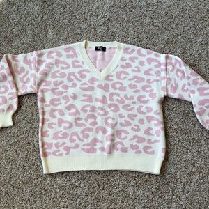 Chic Pink Leopard V-Neck Sweater
